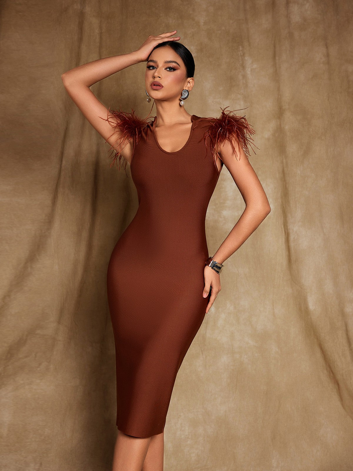 Style ™ | Feather Bandage Midi Dress